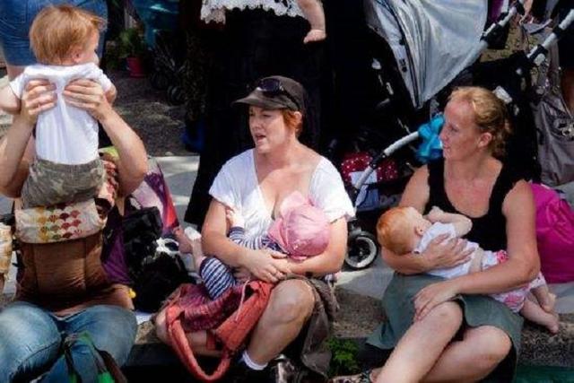 你的育儿经■“我家孩子才不喝别人奶呢”，宝妈好心攒母乳送人，却被对方嫌弃