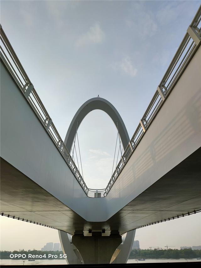 防抖升级 夜拍更强 OPPO Reno4 Pro 快速上手