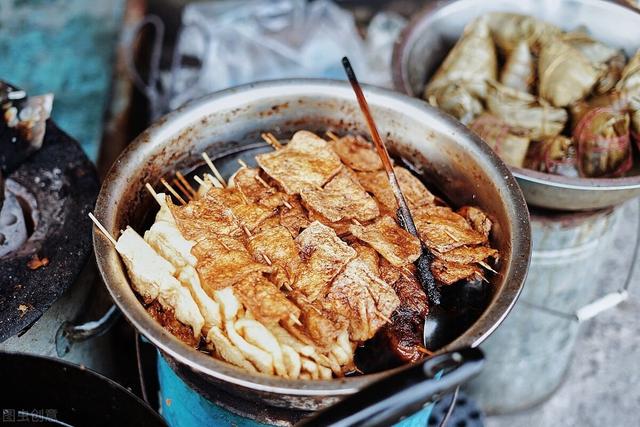 吃香蕉真的可以缓解便秘吗？不妨试试4种食物，或能轻松排便