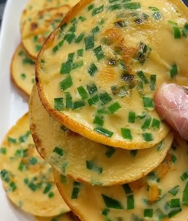 美好的周末，做它吃，不放一滴水，几分钟就上桌，简单又好吃