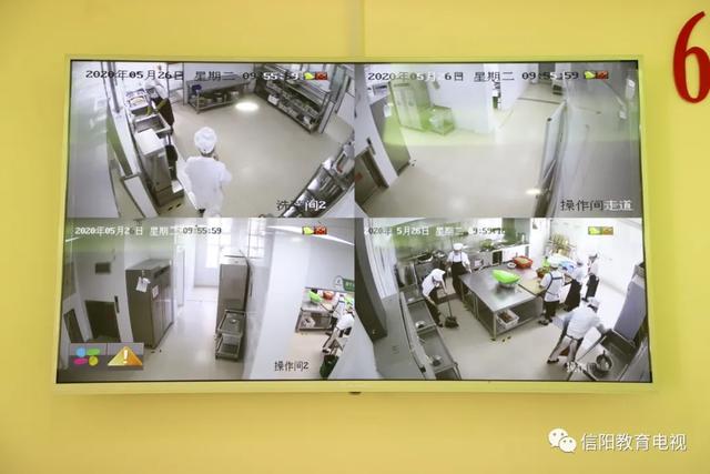 超级宝妈▲吃饭饭 我们是认真的