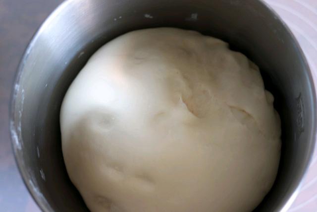 天冷就馋此肉包子，鲜香入味，做法也简单，全家人都喜欢吃