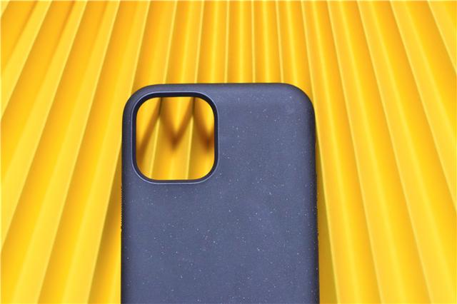 白色iPhone 12到了，保护套、快充头种草也到了