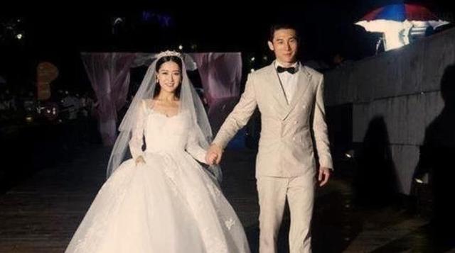 蜜糖|《乘风破浪的姐姐》白冰自曝离婚：她的经历，给所有女人提了醒