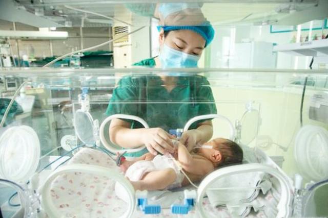 「天使宝贝」待产包都应该准备什么？这三类物品一个都不能少，产妇照着准备