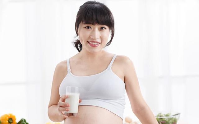 [你的育儿经]羊水提前破了咋办？别慌！紧急处理方式准妈妈要记牢