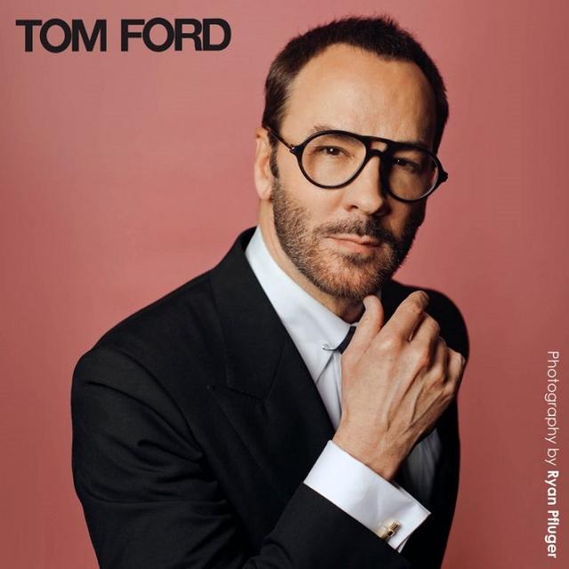 OPPO或与Tom Ford联手推出优雅时尚的伸缩屏滑盖智能机