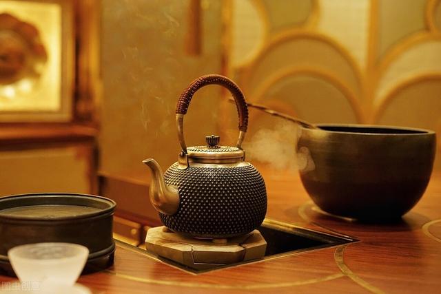 这不是在养生，其实在养病！这些中老年人的养生法，可别再做了