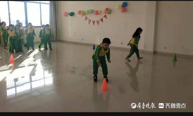 岱岳区山口镇中心幼儿园新庄分园开展足球特色活动