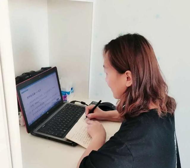 #你的育儿经#严格防控 筑牢病毒隔断屏障—县同和幼儿园全力做好疫情防控开学前消毒工作
