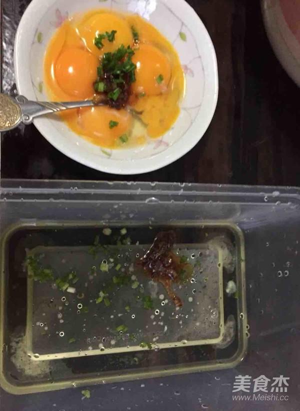 『你的育儿经』“钙王”被发现，父母都是小个子，孩子窜到1米8，因为常吃它