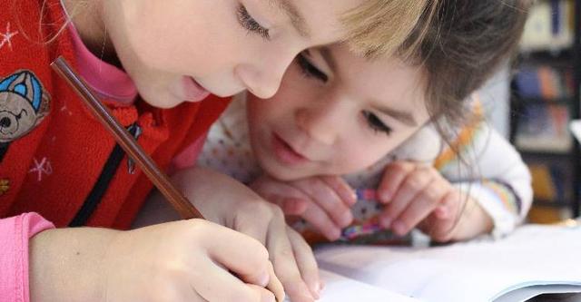「超级宝妈」孩子的好朋友和其他人更要好，如何引导孩子经营朋友关系？