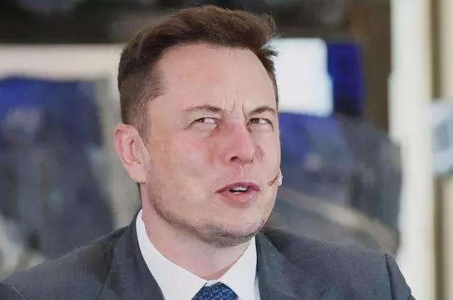 马斯克：小鹏汽车抄袭、偷窃；何小鹏：明年打得你找不到东……