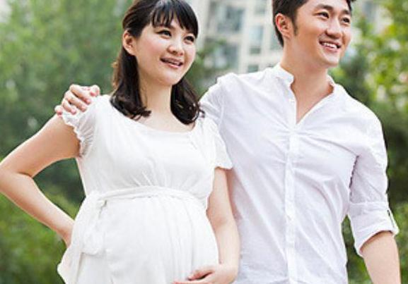 超级宝妈|产妇生下“蛋宝宝”，妈妈看到后崩溃，医生却说：宝宝真有福气