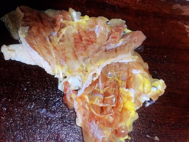 吐司新吃法，加入火腿和鸡蛋，轻松搞定营养早餐