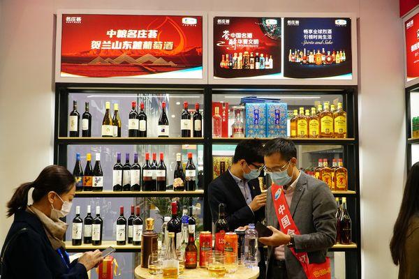 葡萄酒|走出深闺抱团谋发展！宁夏50余家酒庄盛大亮相全国糖酒会