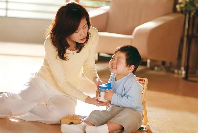 妈妈会把孩子分为三六九等？妈妈懒得“有水平”，孩子将来越优秀