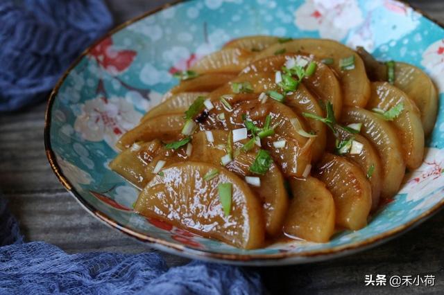 冬天越冷越便宜的菜，营养美味零失败，只放一种调料，太香了