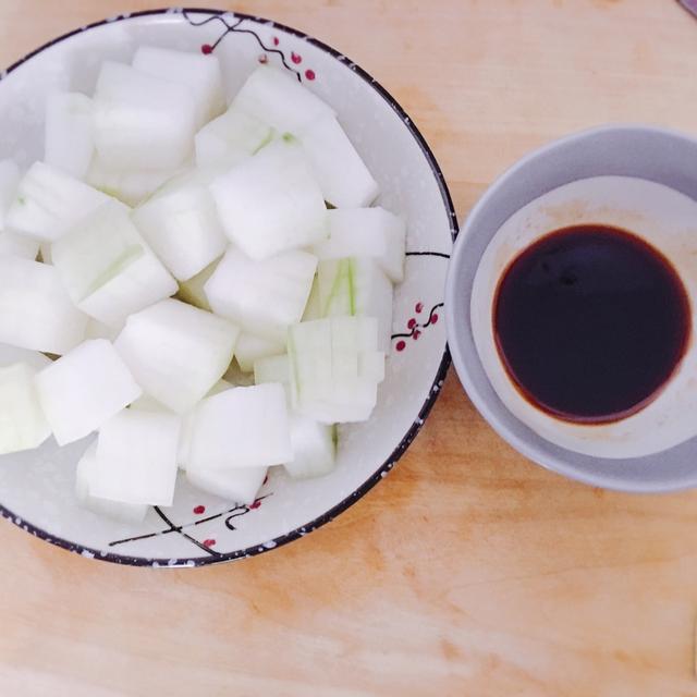 冬瓜此吃法，家人都说好吃，鲜香入味还特别下饭