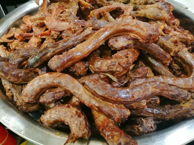 #你的育儿经#这6种食物，孩子再馋父母也别买，没营养还浪费钱，以后别乱买了