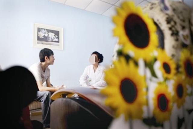 【你的育儿经】5岁男孩喜欢当着别人面“脱裤子，”医生检查后，原因和妈妈有关