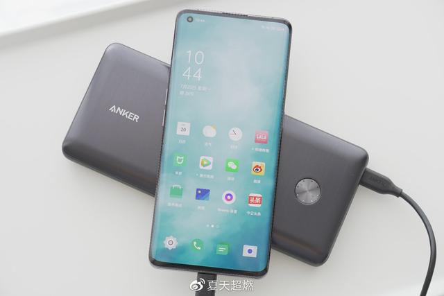 ANKER A1290移动电源体验如何？