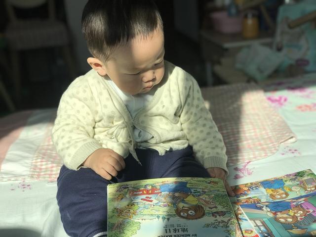 「你的育儿经」从小培养孩子专注力的8种方法，父母记下来，不怕孩子坐不住椅子