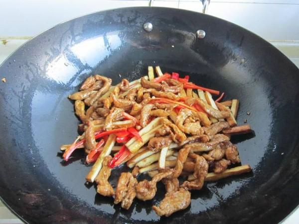 「超级宝妈」初春宁可不吃肉也要吃它，隔三差五做给孩子吃长个还补脑比牛奶强