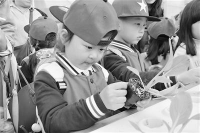 分享|打开农村幼师教研“话匣子”