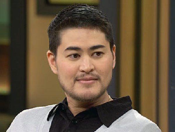 你的育儿经@全球首例男性怀孕生子，已顺利产下三胎，托马斯：第四胎势在必得