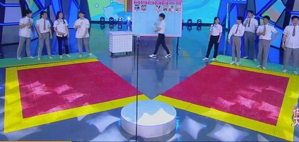 流年絮语|吴昕完美逆袭，《快本》舞台上突然消失，是为自己多方面发展