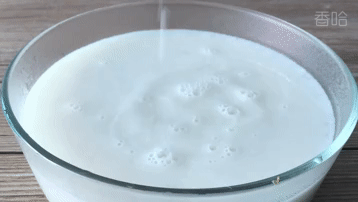 冬天牛奶豆浆靠边站，做碗“花生酪”，滑顺滋润女人多喝