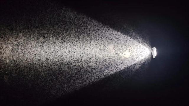 战术手电评测｜性价比之王，新兵入手体验首选