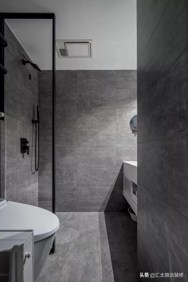 47㎡小户型，客餐厨卫样样全，还有俩卧室和衣帽间，这设计我服