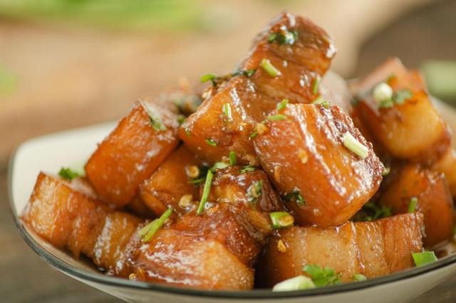 天越冷就越馋这菜，鲜香入味，油而不腻，就是太费米饭了