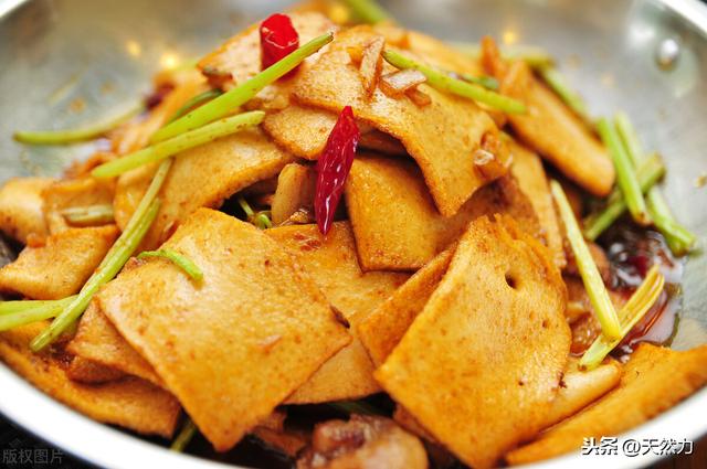 千叶豆腐是用什么东西做的，千叶豆腐虽然是豆制品，但却不是豆腐