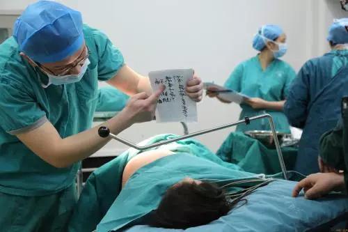 超级宝妈■“我想当一名医生”当孩子这样说时，你需要及时告诉他这四点