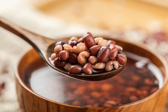 小米粥喝腻了，那就试试这碗粥，营养美味好处多，一整天元气十足