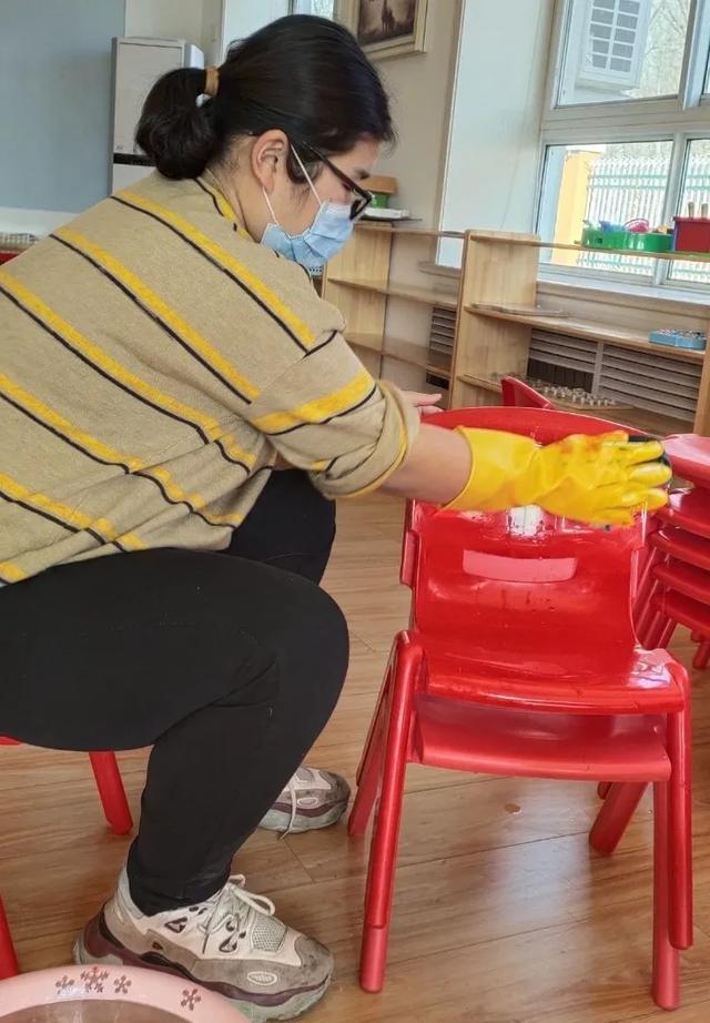 #你的育儿经#严格防控 筑牢病毒隔断屏障—县同和幼儿园全力做好疫情防控开学前消毒工作