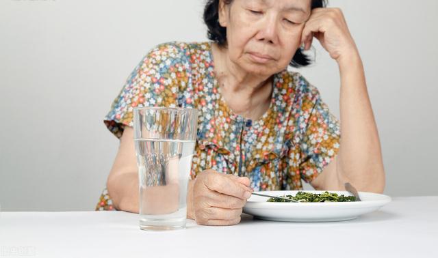 老年人深冬饮食，“5宜，3忌”，营养好，身体才健康