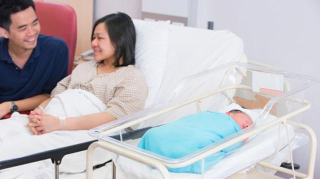 小树丫|生完孩子哪一瞬间最无助？答案让宝妈心酸