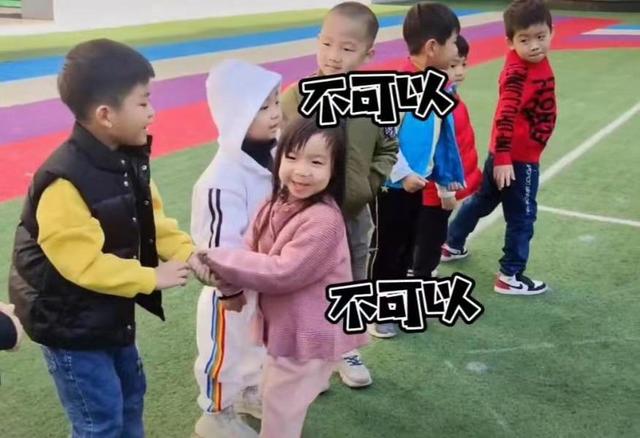 幼儿园上演“琼瑶大戏”，让孩子们挑选异性伙伴，最后结局笑翻了