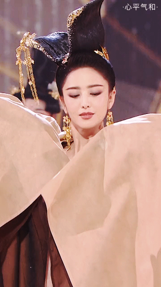 灰色的漩涡|惊为天仙的佟丽娅！