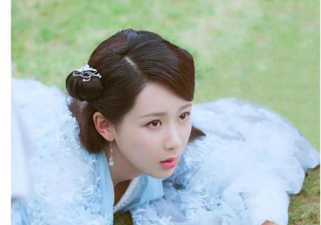 跳跳糖|新一代的女演员，超越了杨幂和赵丽颖，成为新的霸屏女演员