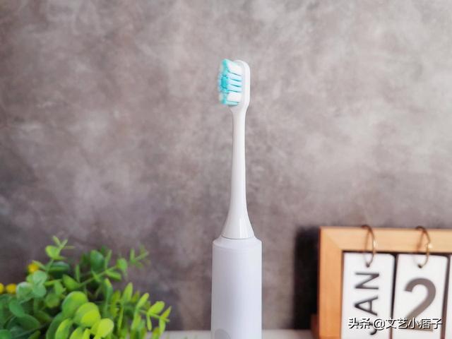 南卡Shiny电动牙刷，开启洁牙新时代