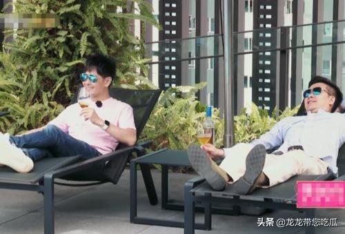 故态复萌|林志颖和弟弟戴墨镜与妻子连视频,看弟弟的造型,不当明星可惜了