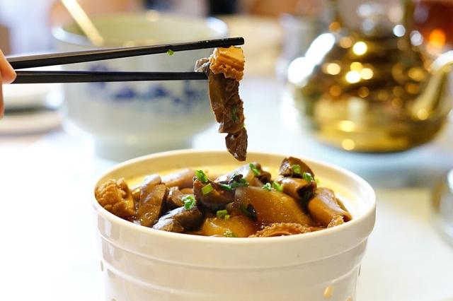 冬天真要来上这一锅，我家一周吃好几次，软烂入味还驱寒，超好吃