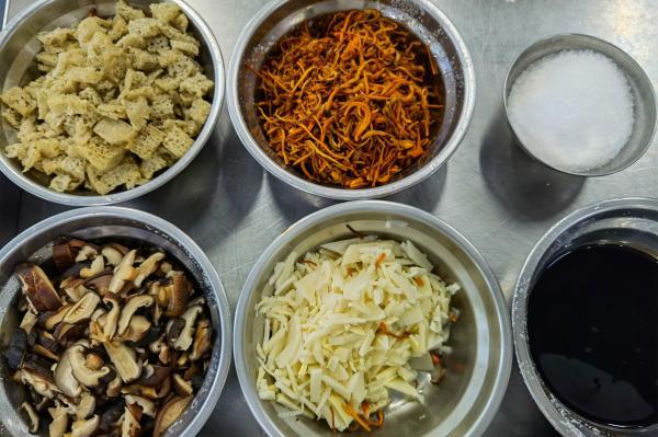 粽子|上海的老字号或非遗粽子到底好不好吃？记者亲测报告来了