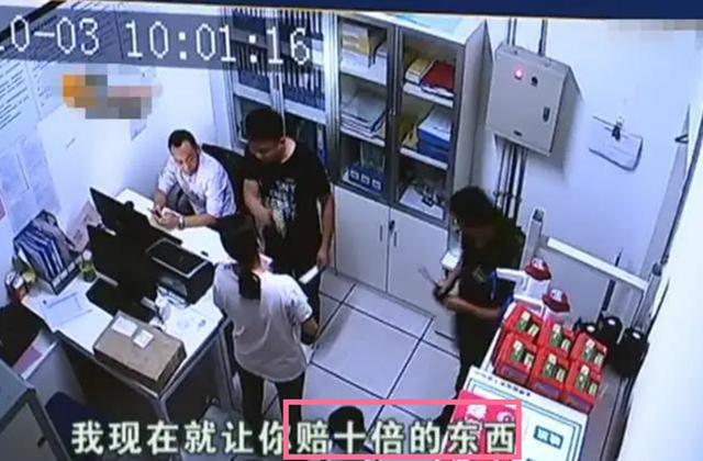 你的育儿经|宝宝先喝饮料后结账，营业员要求十倍赔偿，妈妈“据理力争”