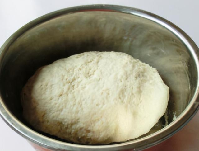 冬天蒸馒头发面太慢，教你3招技巧，30分钟发满盆，简单还实用